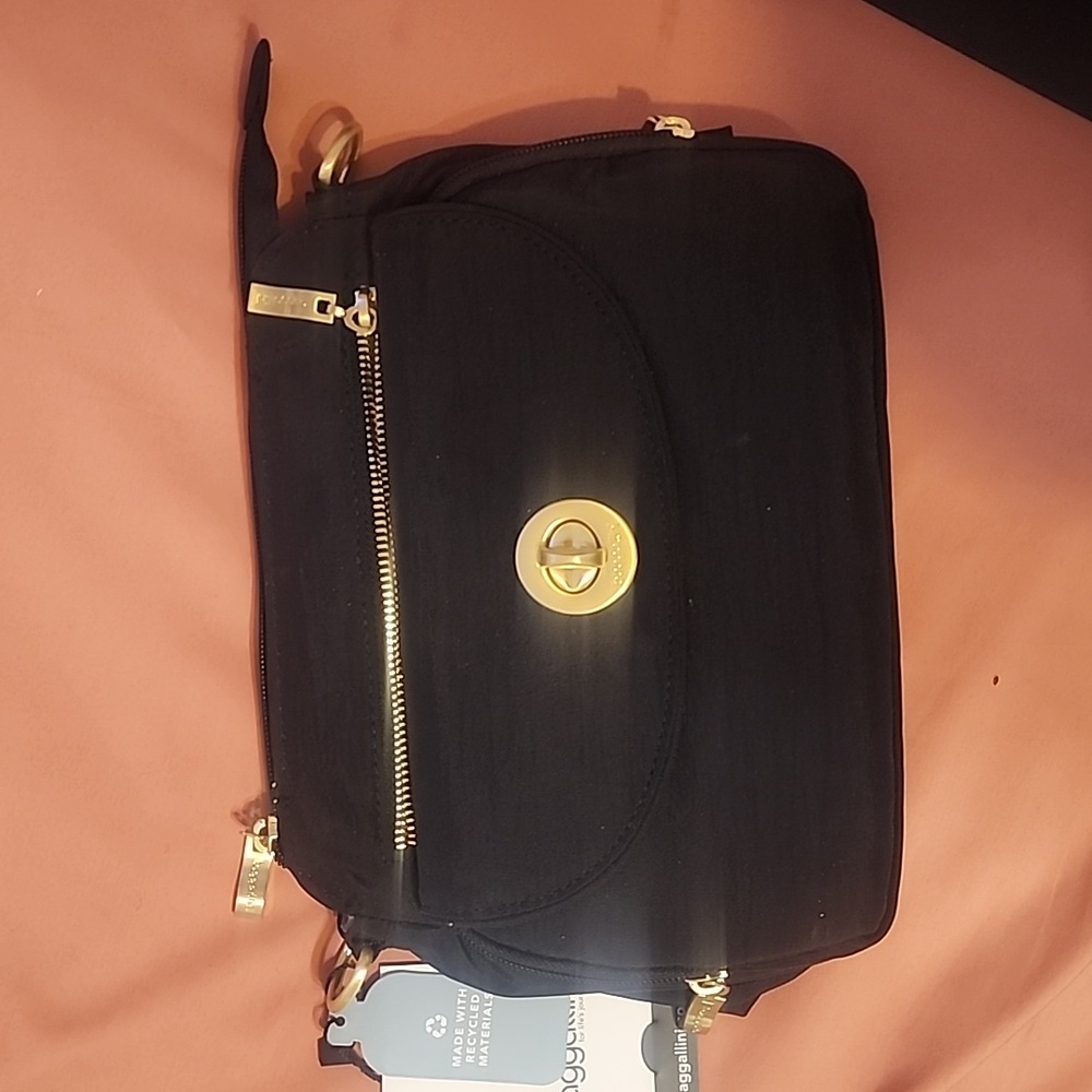 Baggallini Calais, Black with Gold hardware, Crossbody bag. NWT